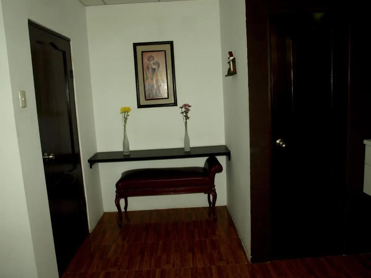 Villa 97 Guayaquil By The Airport